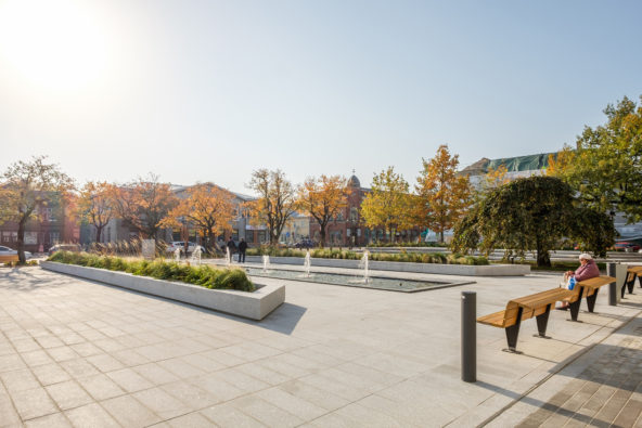 Pärnu Iseseisvuse väljak