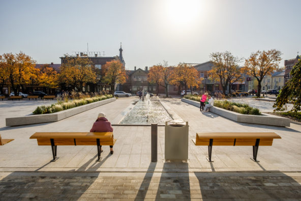 Pärnu Iseseisvuse väljak