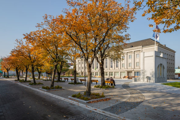 Pärnu Iseseisvuse väljak