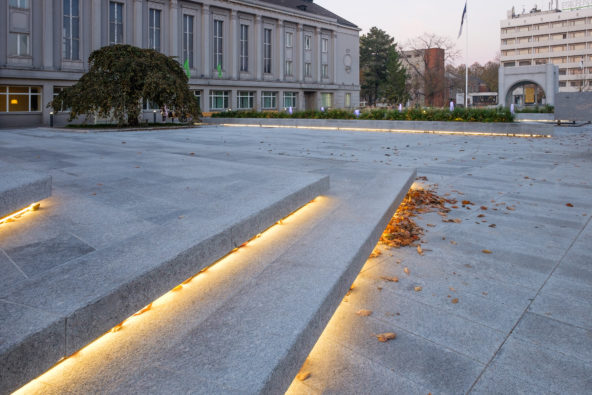 Pärnu Iseseisvuse väljak