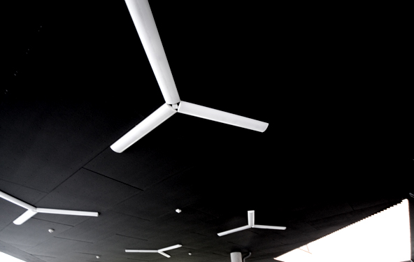 Tallinna Lennujuhtimiskeskuse juurdeehitus